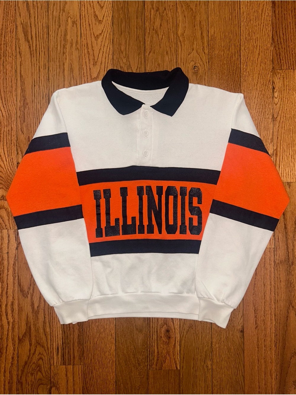 Illinois Spellout Vintage 1/4 Button Crewneck Size Medium